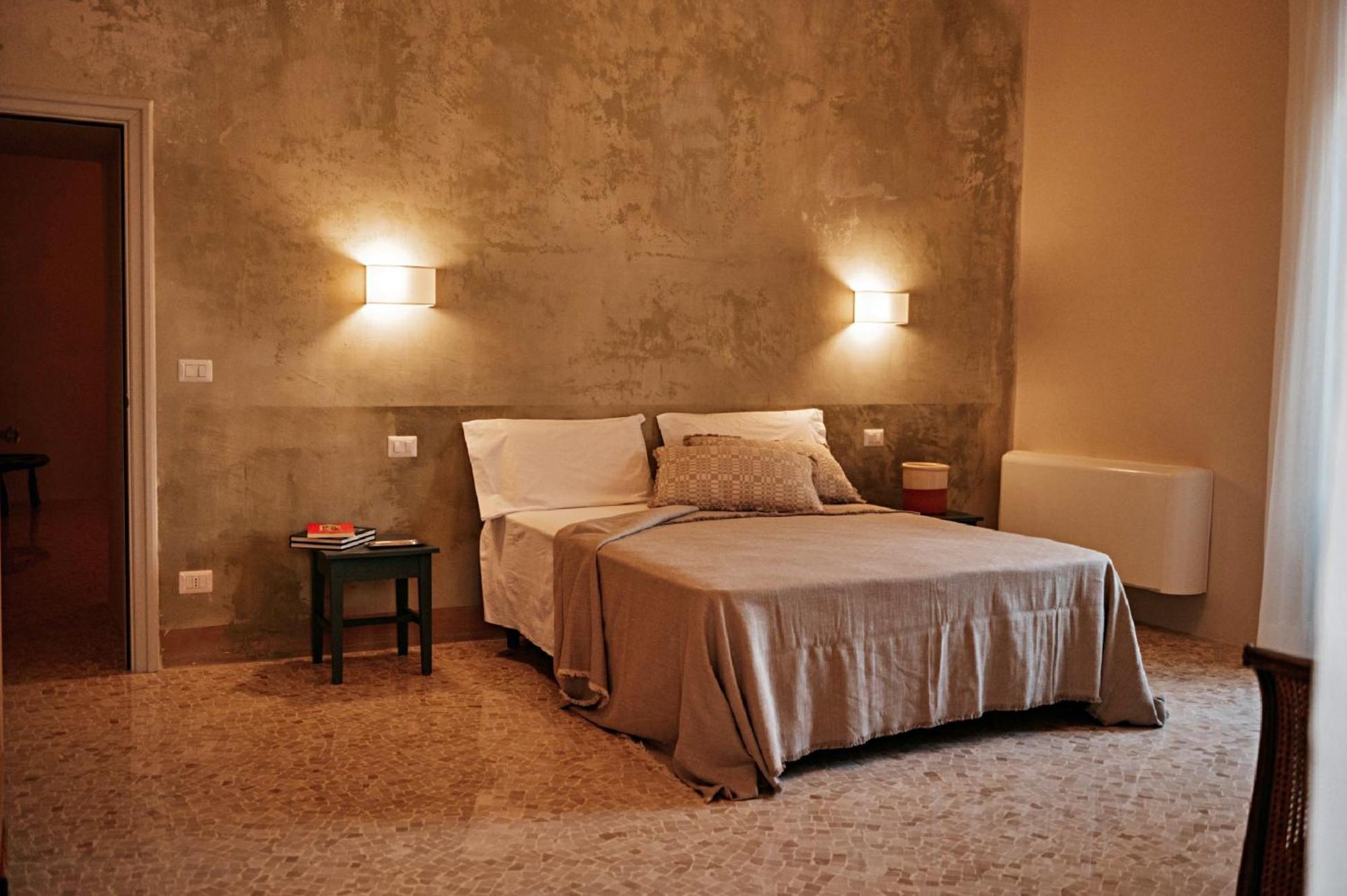Palazzo Pati Hotel Tiggiano Buitenkant foto
