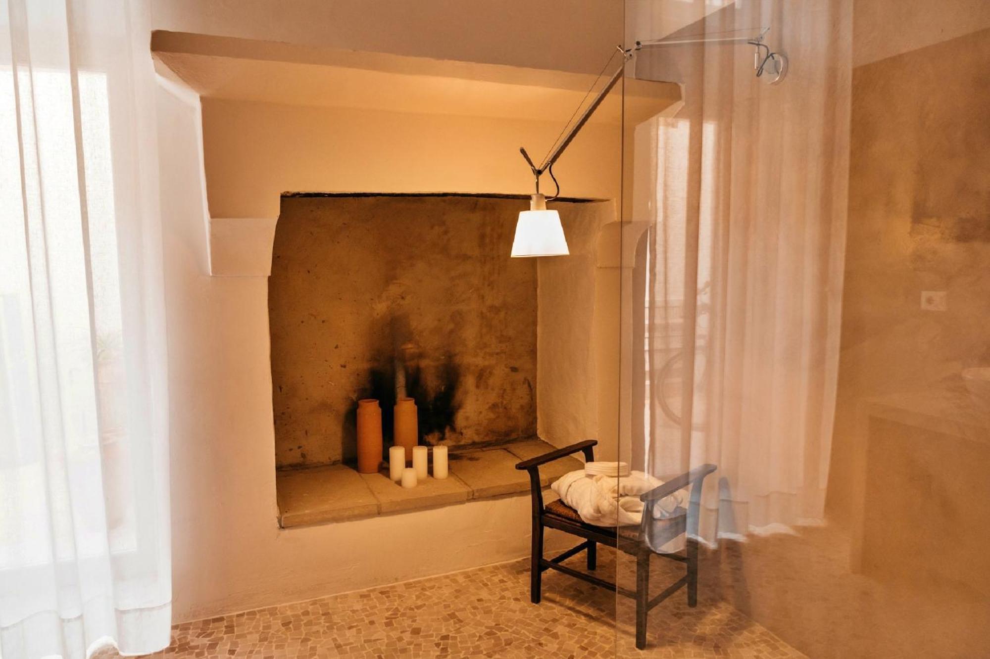 Palazzo Pati Hotel Tiggiano Buitenkant foto